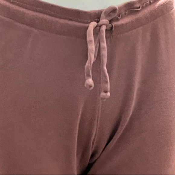 UO Out From Under Easy Does It Low-Rise Flare Pant Inseam 34 - Picture 4 of 7